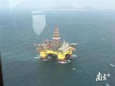 可在1500米深海作业!海上石油钻井平台来惠州安全检查